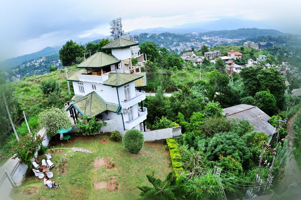 Mountain View Couette-café 3*